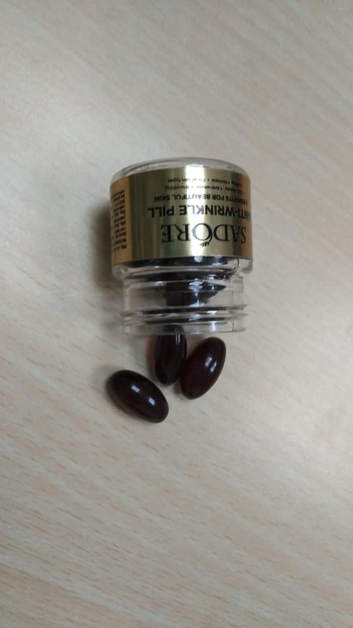 15pc Whitening & Moisturizing Face Serum Capsules – Antioxidant Anti-Aging Skincare for All Skin Types