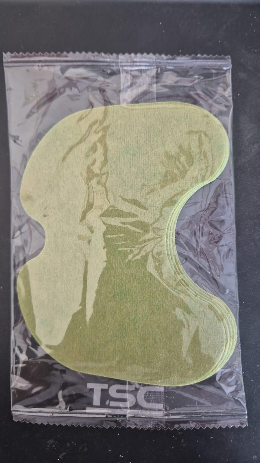 Self Heating Knee Pain Relief Patches – Moxa Heat Therapy (Pack of 10 / 20 / 30)